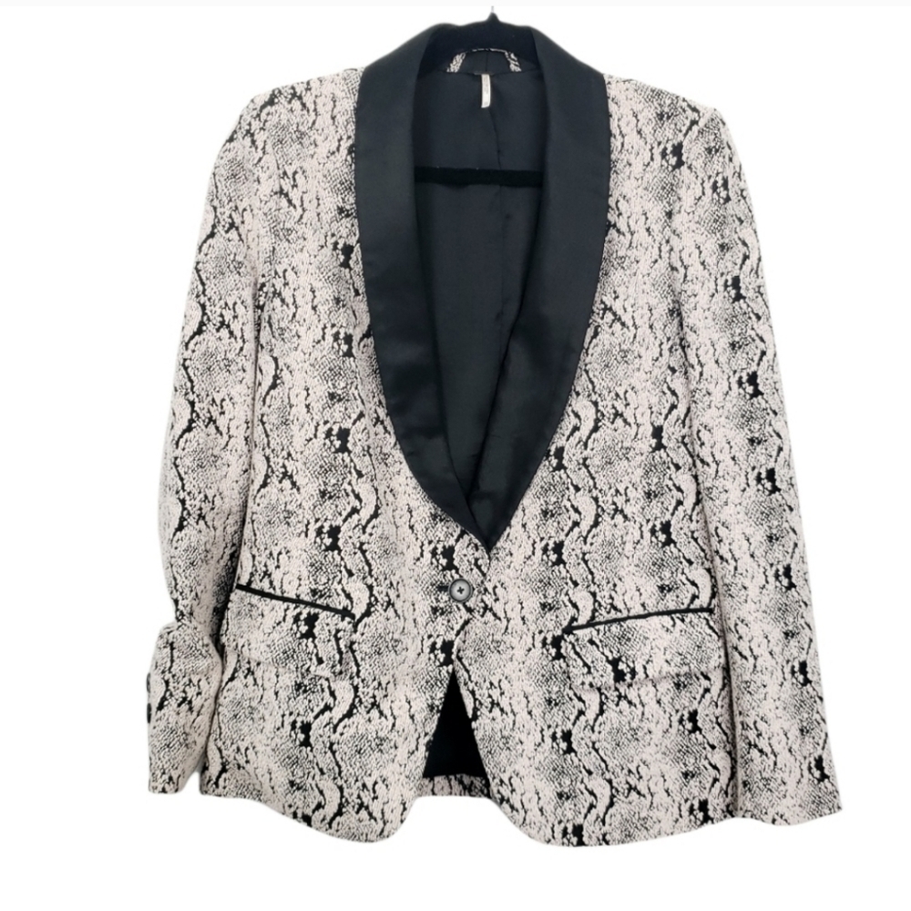 Free People Modern Femme Blazer size XS - Picture 4 of 7